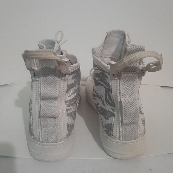 Nike SF Air Force 1 Mid-Winter Camo - Size 11 - Picture 4 of 10